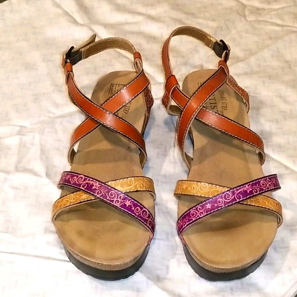 L'Artiste by Spring Step sandals